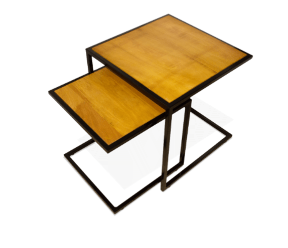 Mesa Lateral Aiki para uso interno